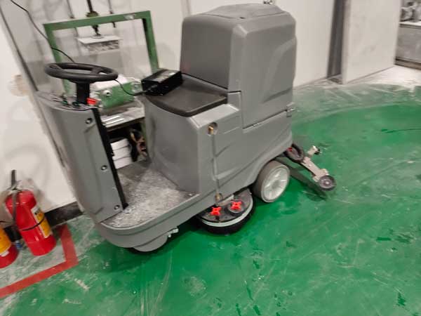 選用什么機(jī)器清潔環(huán)氧地坪比較好 選用什么機(jī)器清潔環(huán)氧地坪比較好