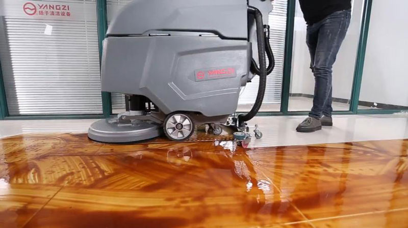 突破傳統,油污清潔|洗吸一體機,讓您清潔更愜意 突破傳統,油污清潔|洗吸一體機,讓您清潔更愜意