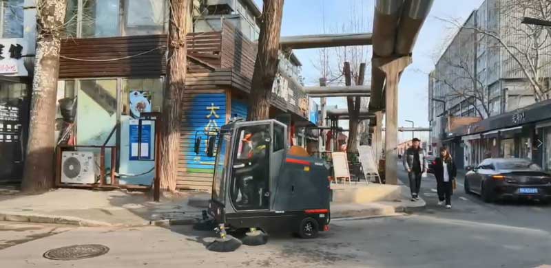 北京798藝術區使用揚子掃地機后，持續采購！