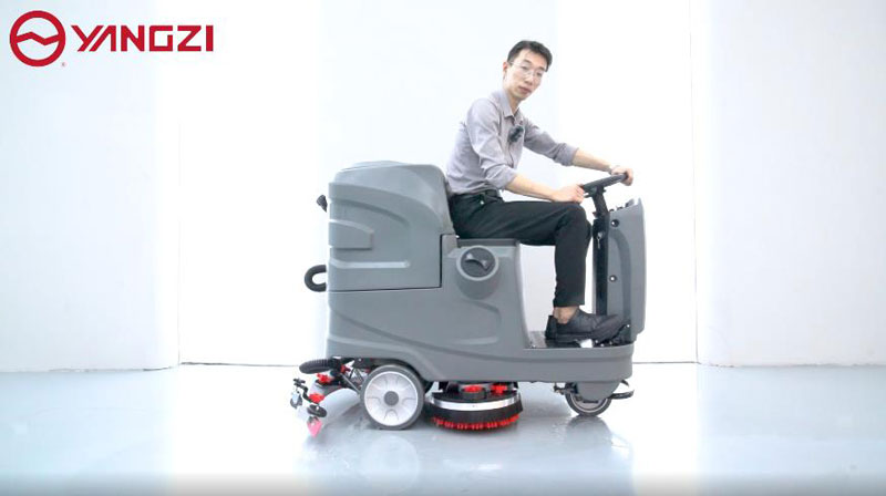 揚子洗地機在醫(yī)療行業(yè)的應(yīng)用 揚子洗地機在醫(yī)療行業(yè)的應(yīng)用