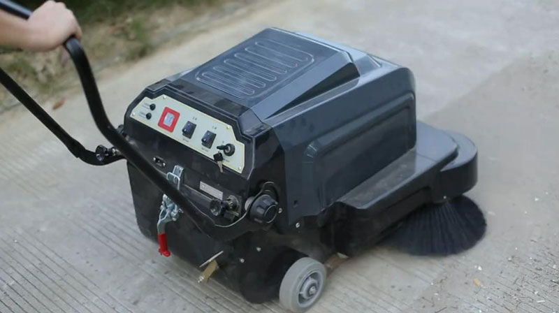 小型掃地機(jī)是正確的選擇 小型掃地機(jī)是正確的選擇