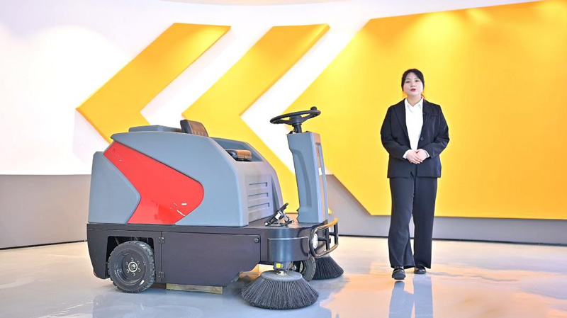 為什么物業(yè)和保潔都開(kāi)始使用電動(dòng)掃地車 為什么物業(yè)和保潔都開(kāi)始使用電動(dòng)掃地車