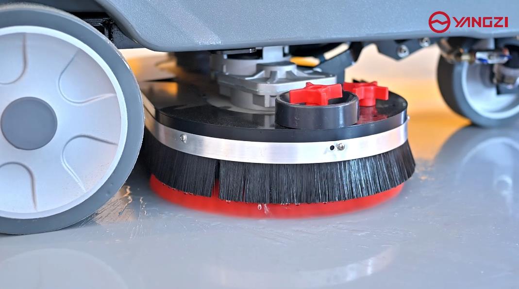 洗地機與傳統拖地:哪個更清潔 洗地機與傳統拖地:哪個更清潔