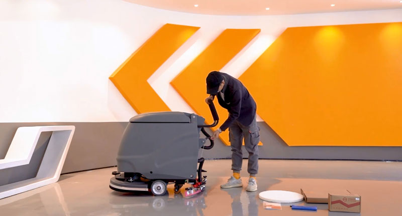 手推式洗地機怎么用 手推式洗地機怎么用