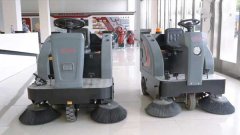 掃地機(jī)對(duì)工廠保潔的重要性 掃地機(jī)對(duì)工廠保潔的重要性